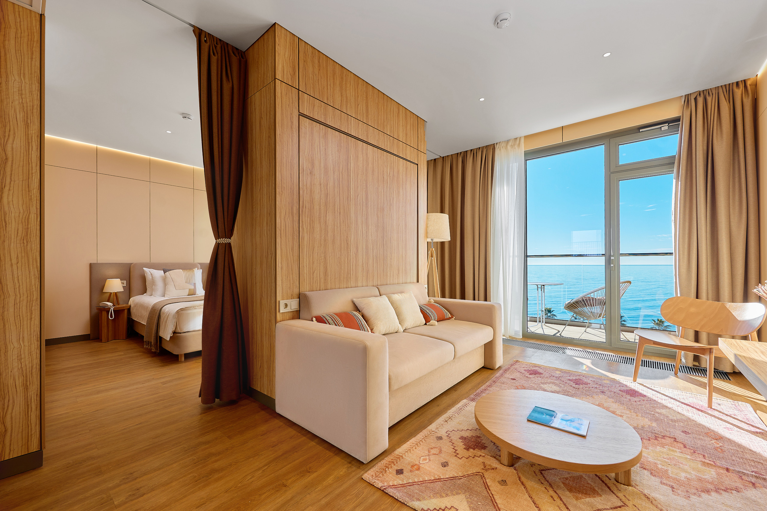 room-img