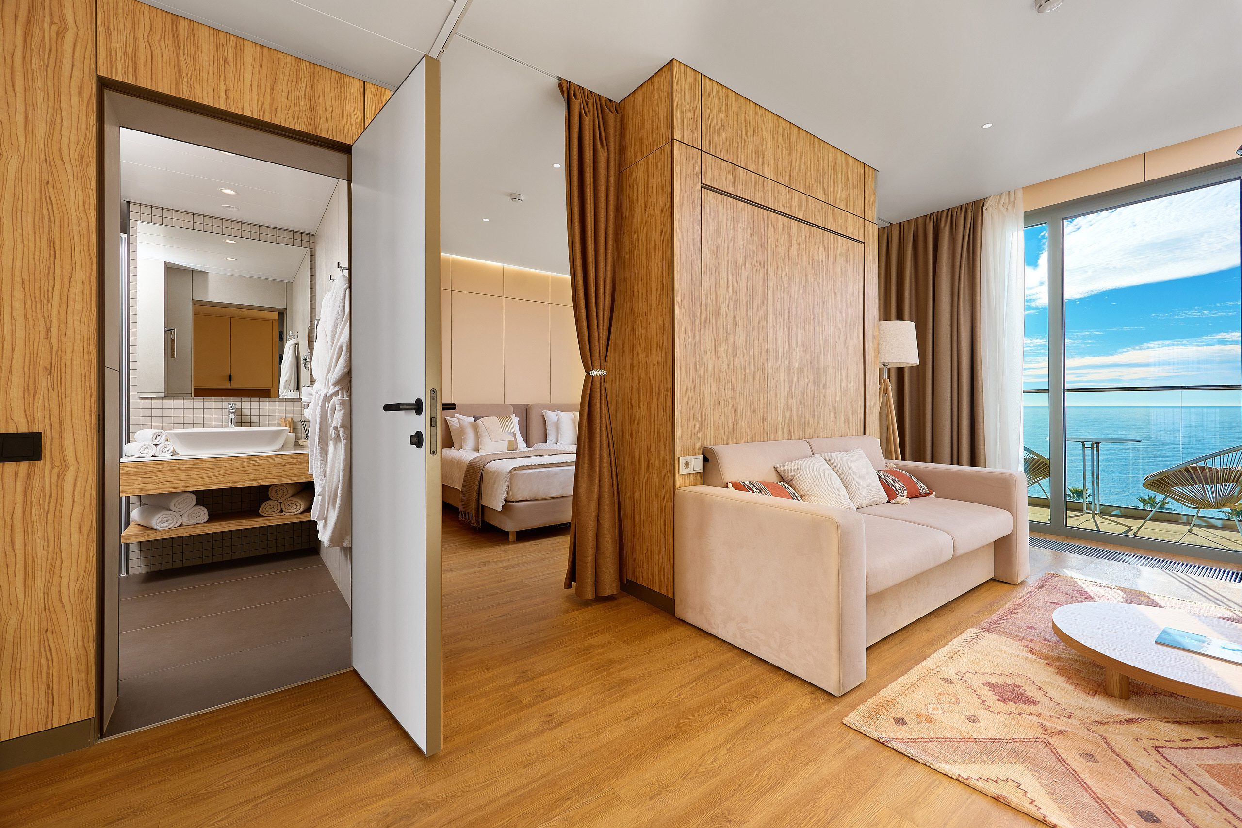 room-img