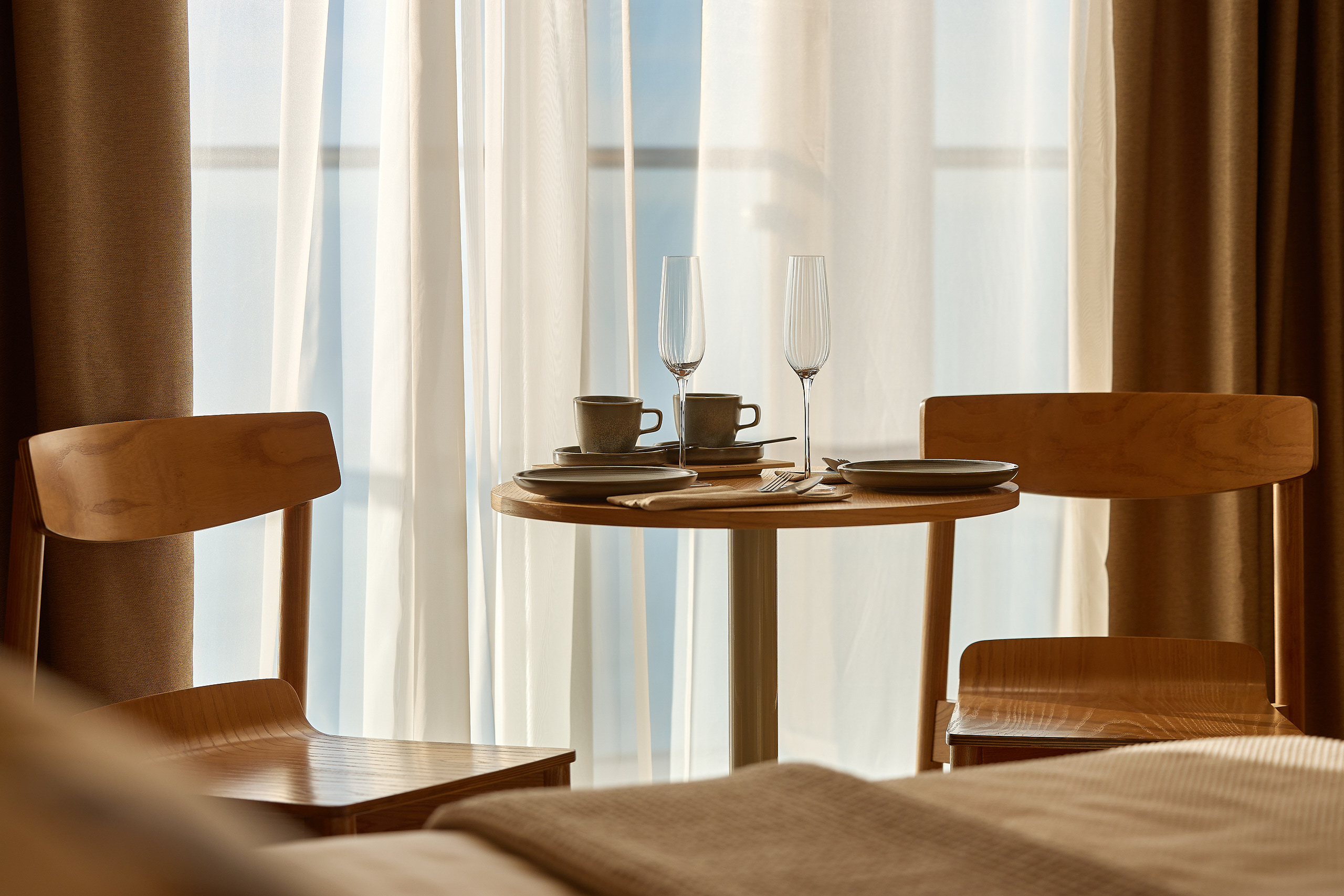 room-img