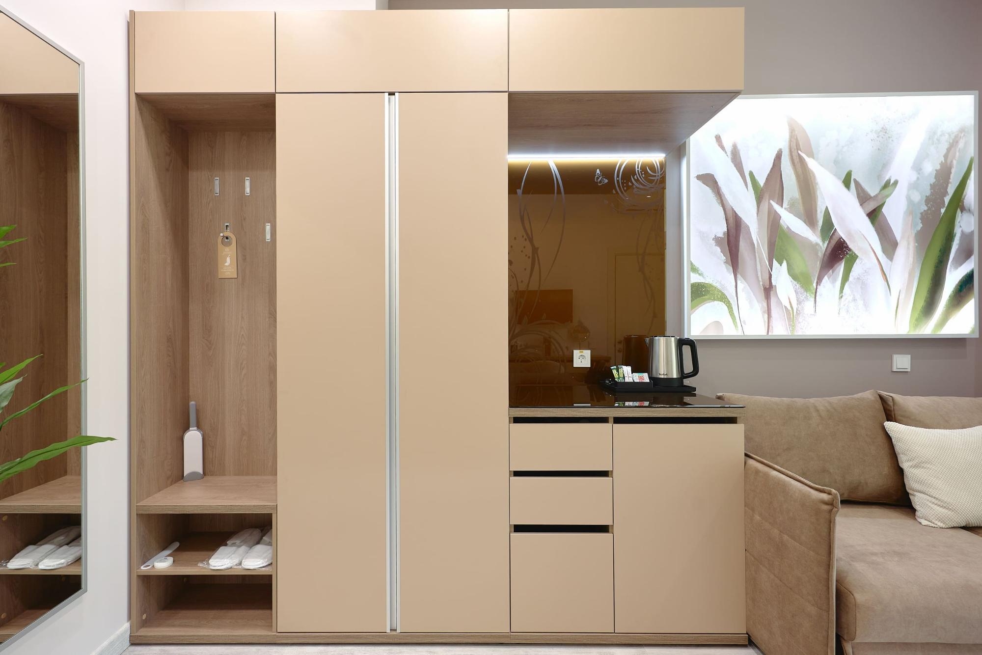 room-img