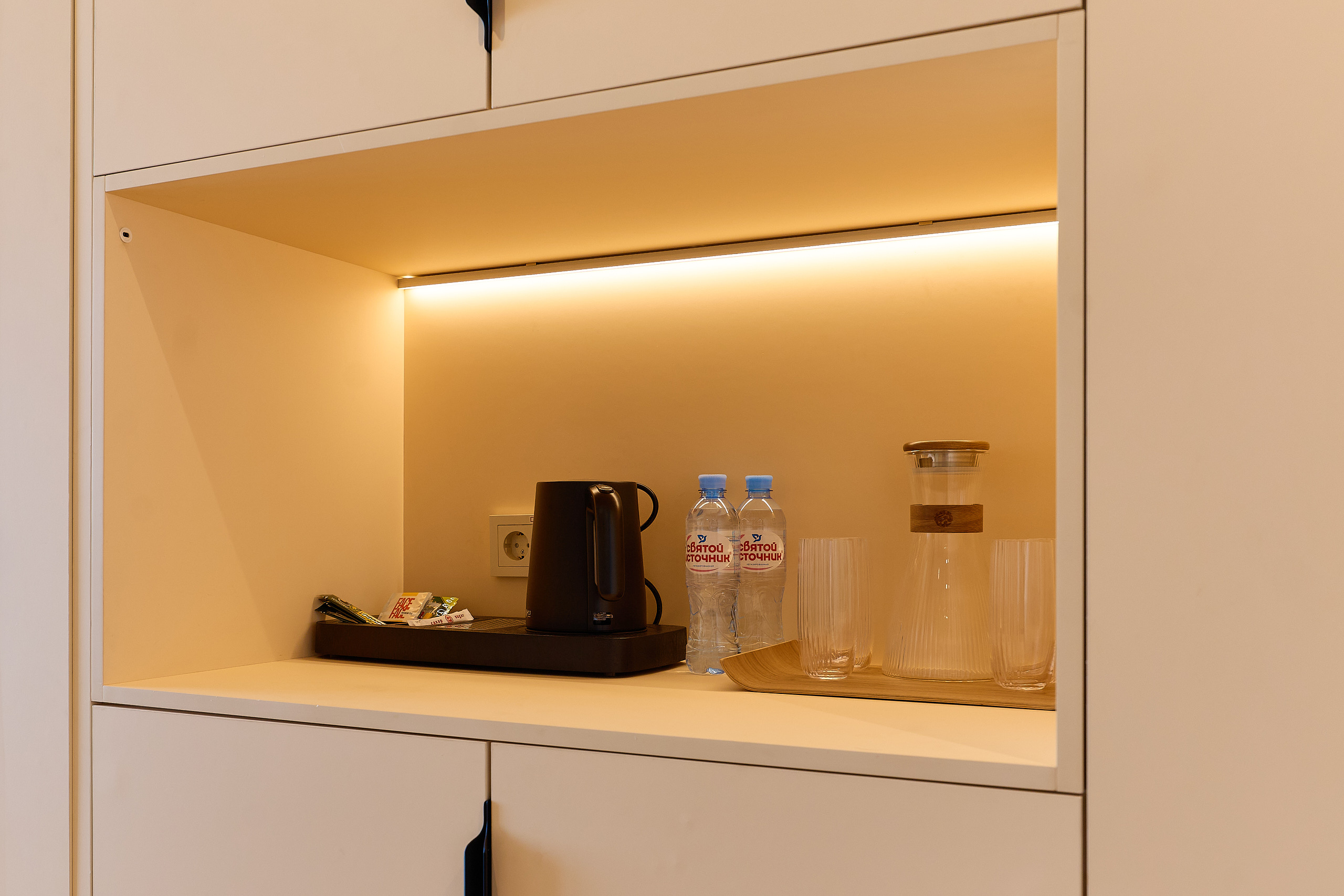 room-img